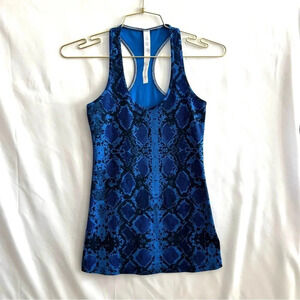 Lululemon Cool Racerback Blue Black Snake Print Size 4